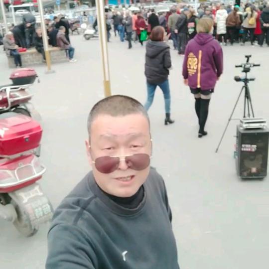 峰哥(爱唱歌)