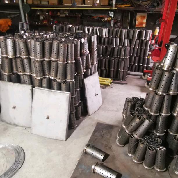 先烽倒模钢盅（钢铃）厂