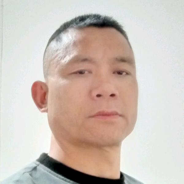 人生一条河深浅都🉐过