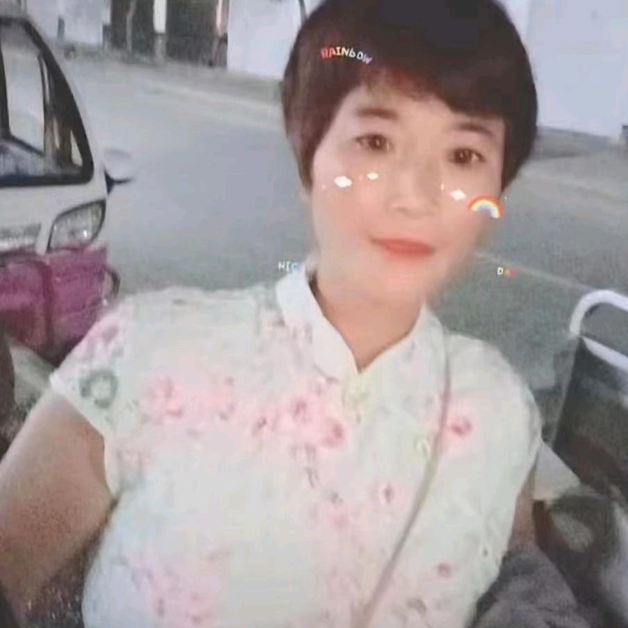 玫瑰🌹百合桃园
