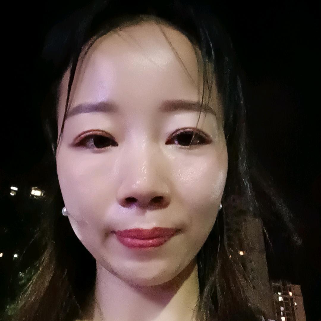 卖猪肉的小姐姐