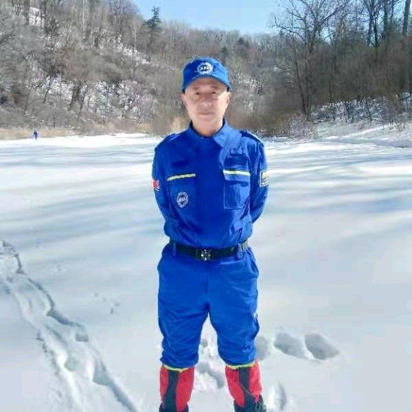 张维军(小坤)卖鲜牛羊肉