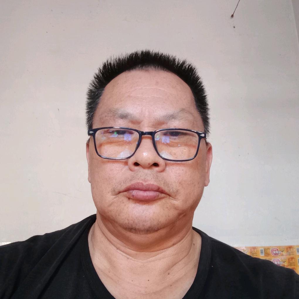 柯有德