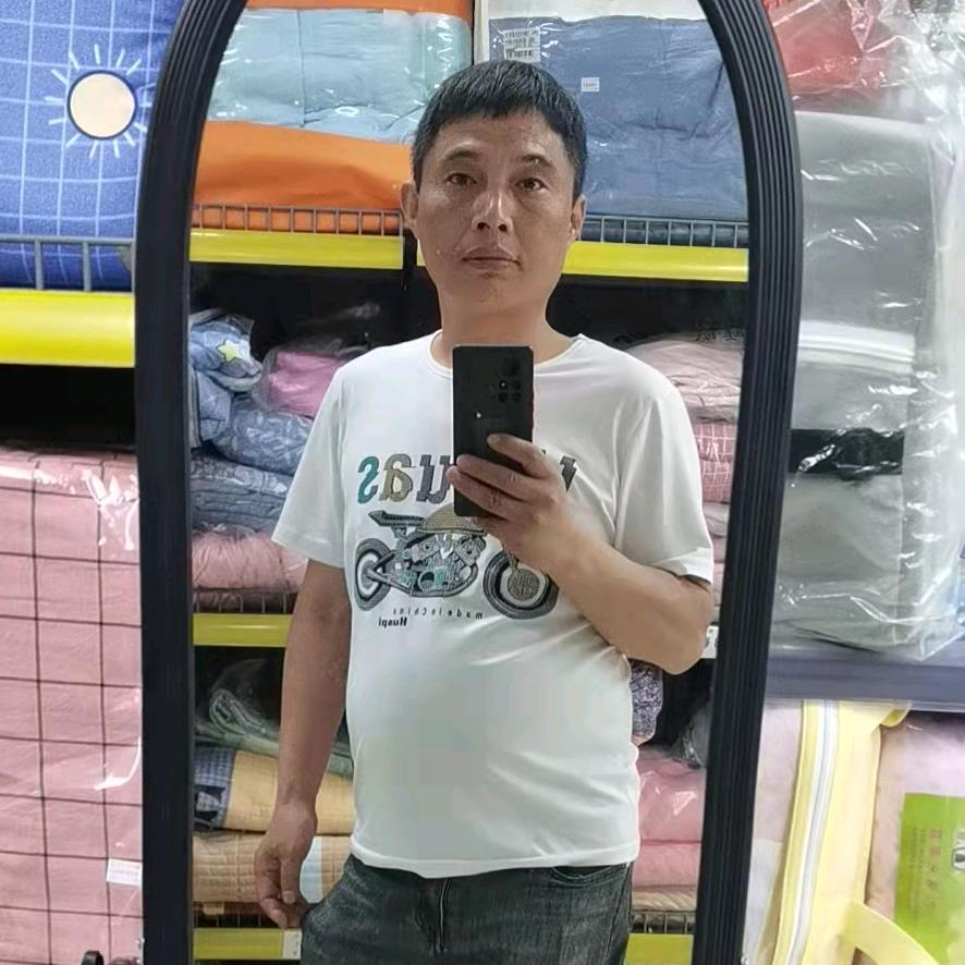 水果大亨“汪总”