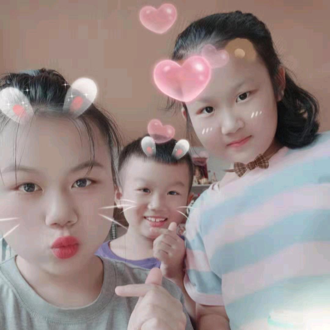 三个宝贝的辣妈（橱窗里有好物）