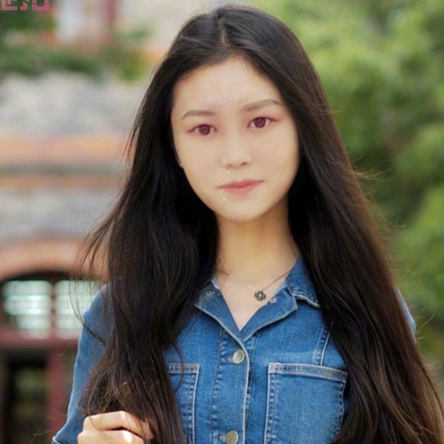 女人永远像朵花