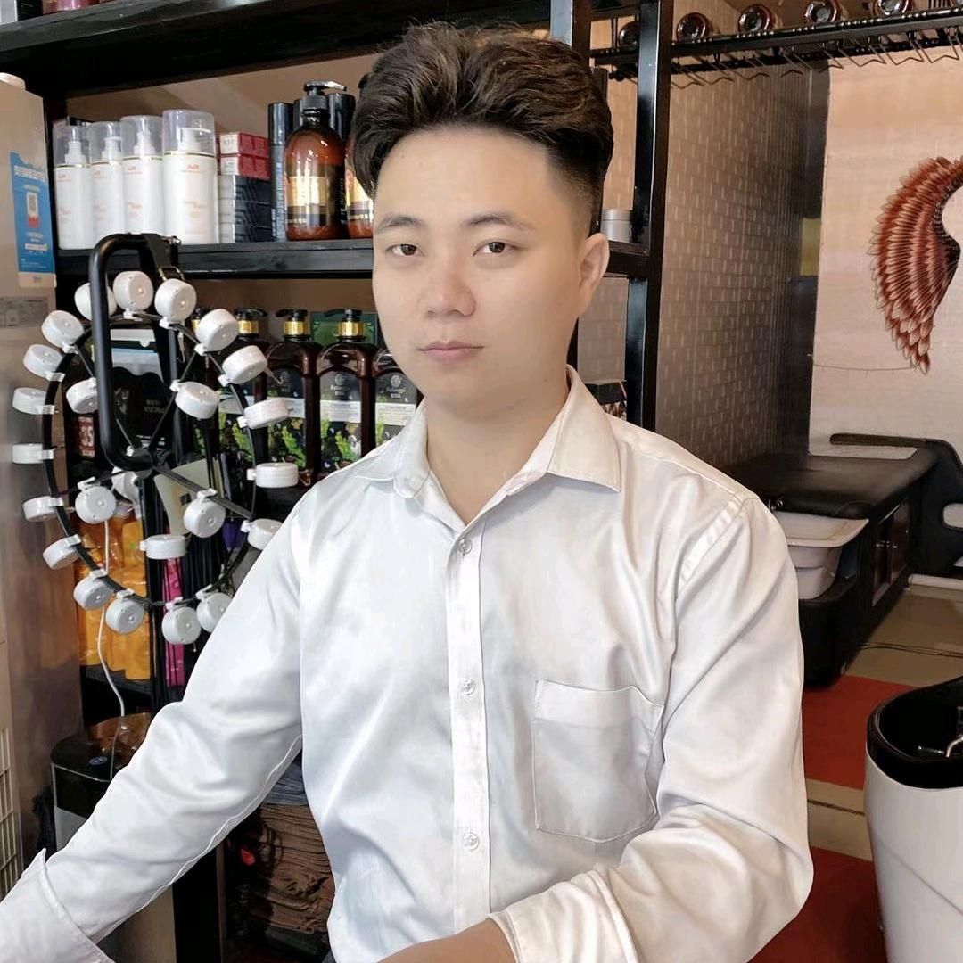 魔发有约 阿辉