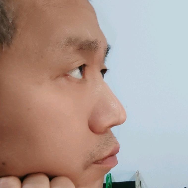 风中尘埃