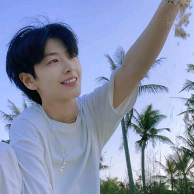 一个太阳☀️