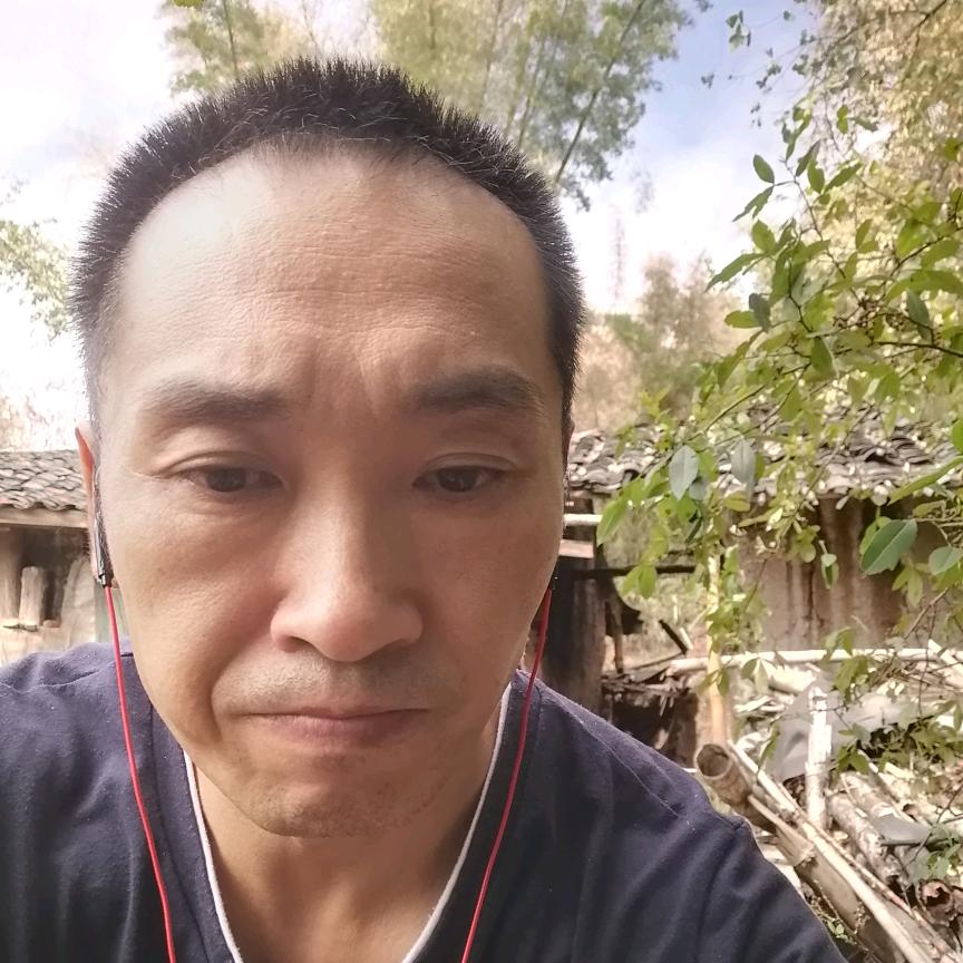 老廖晚上8：40开播