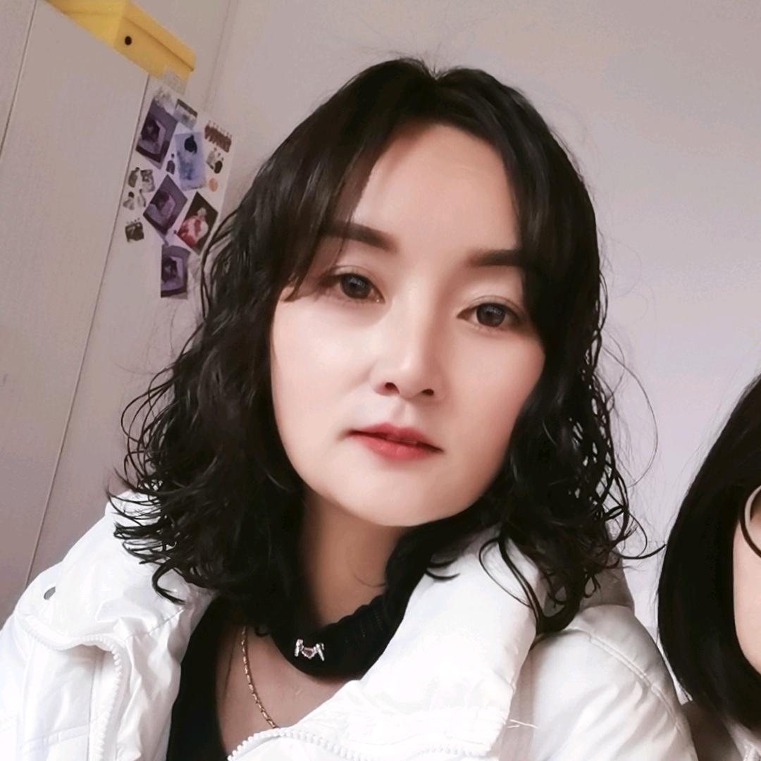 莹笑奇