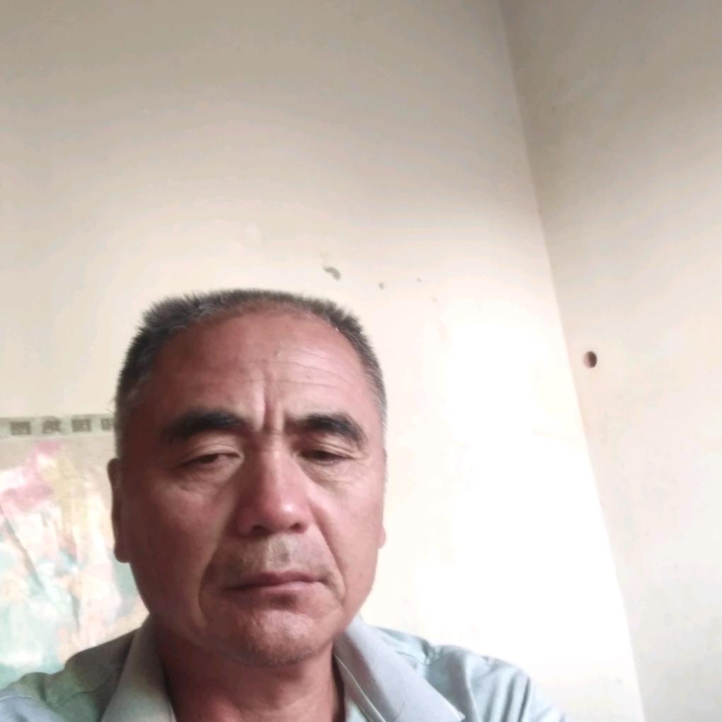 低调