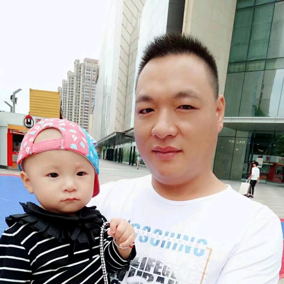 刘小龍