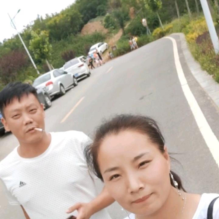 请叫商哥