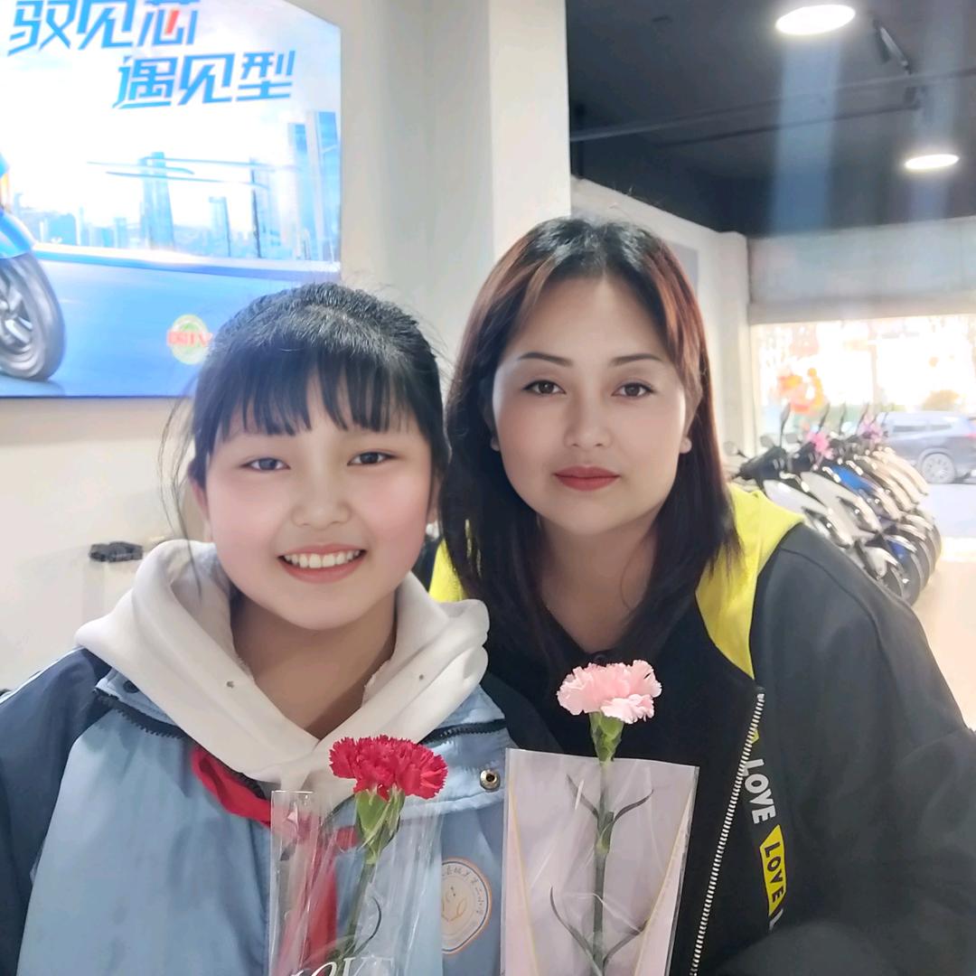 铃木摩托文县店
