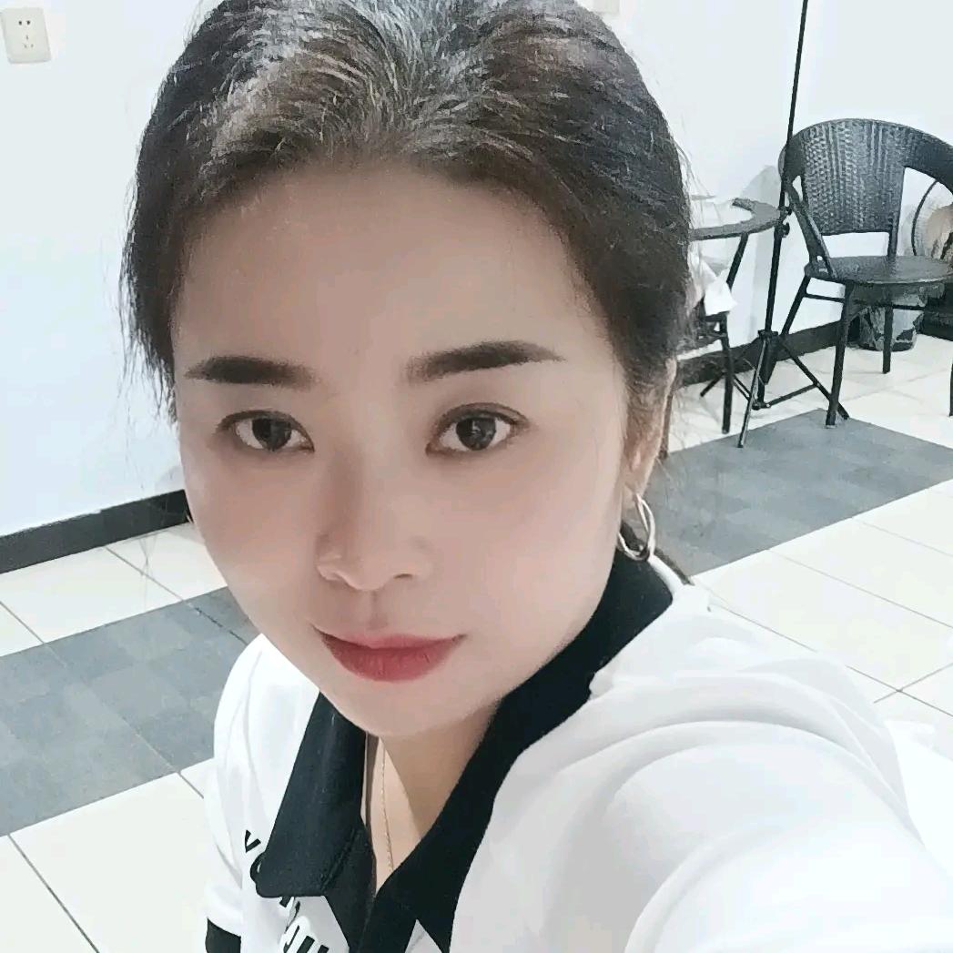 胡红