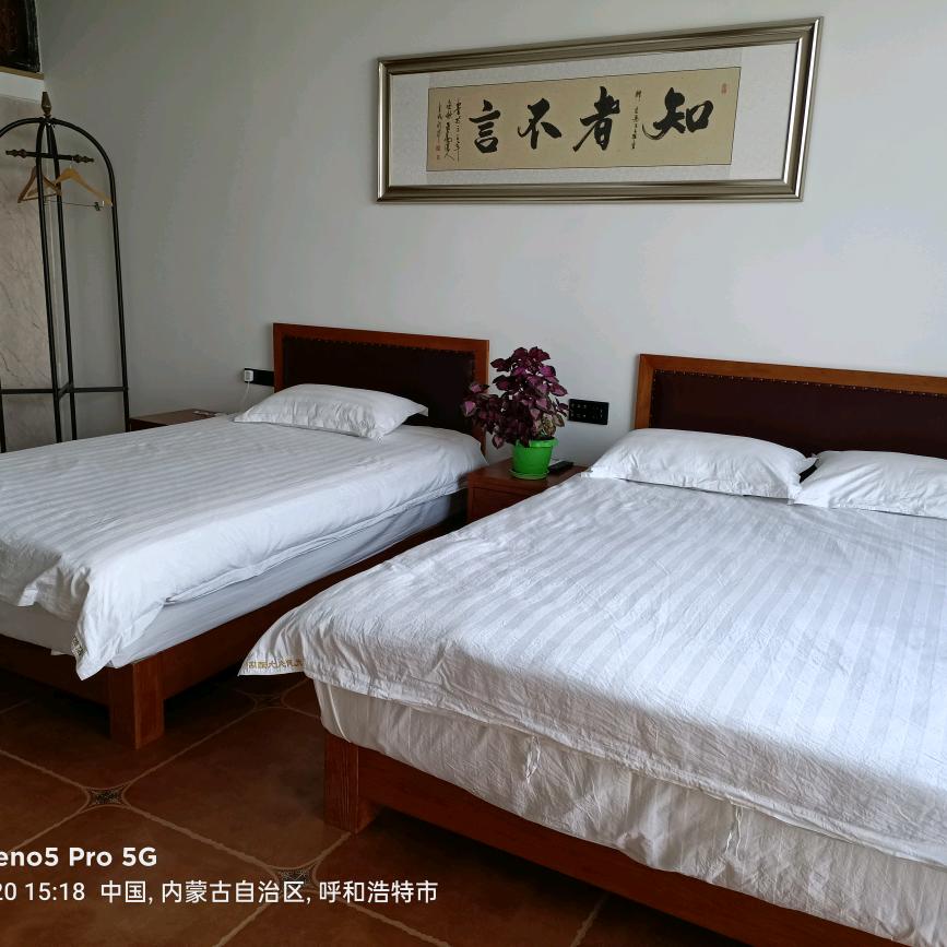 呼和浩特市辉煌岁月智能酒店