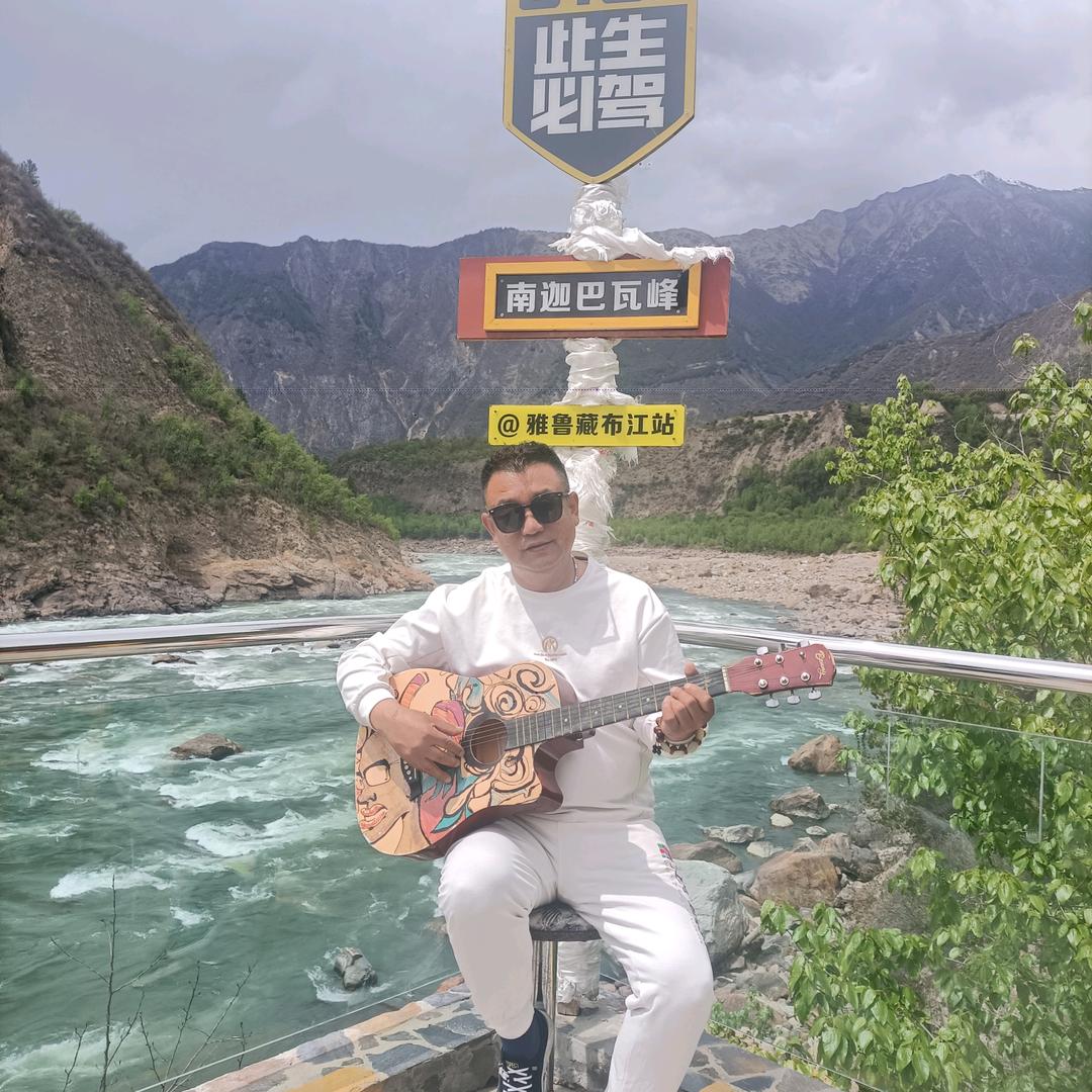 光辉岁月:宁夏飞杨国旅