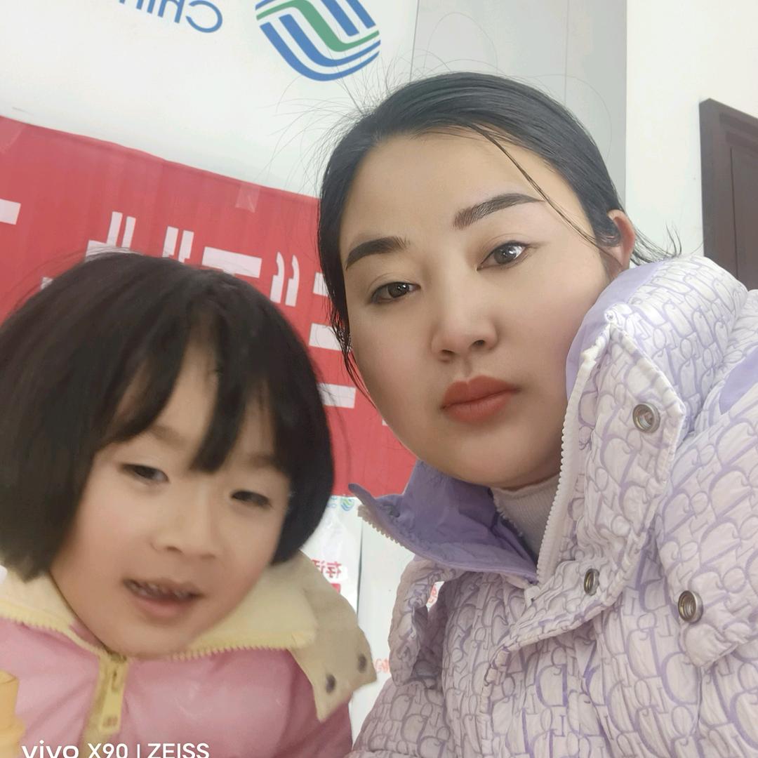 卖手机装宽带的小姐姐