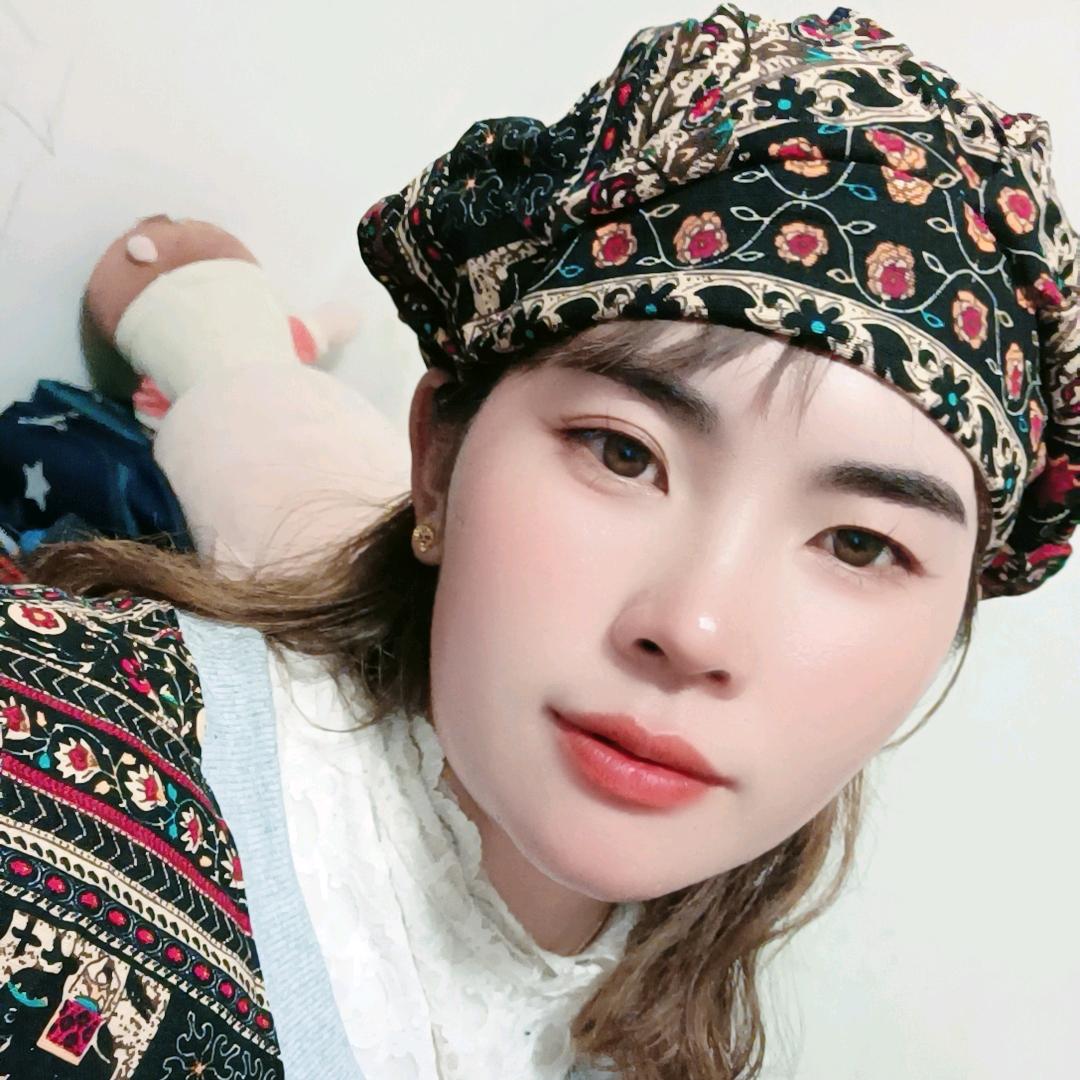 ❤ ✧*｡٩(彝家凉姑)و✧*｡♥(｡￫