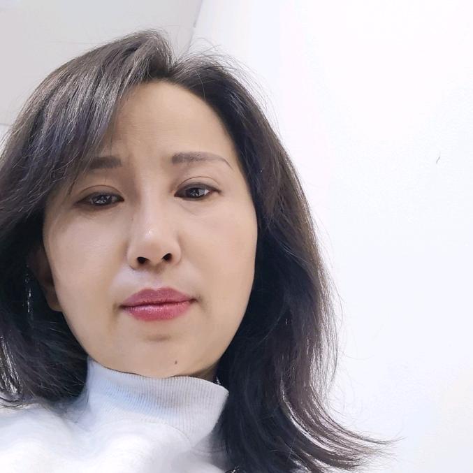 吴玲