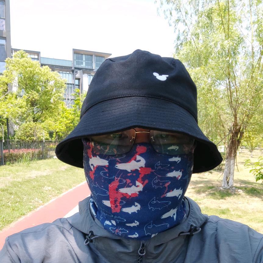 在下朱容改