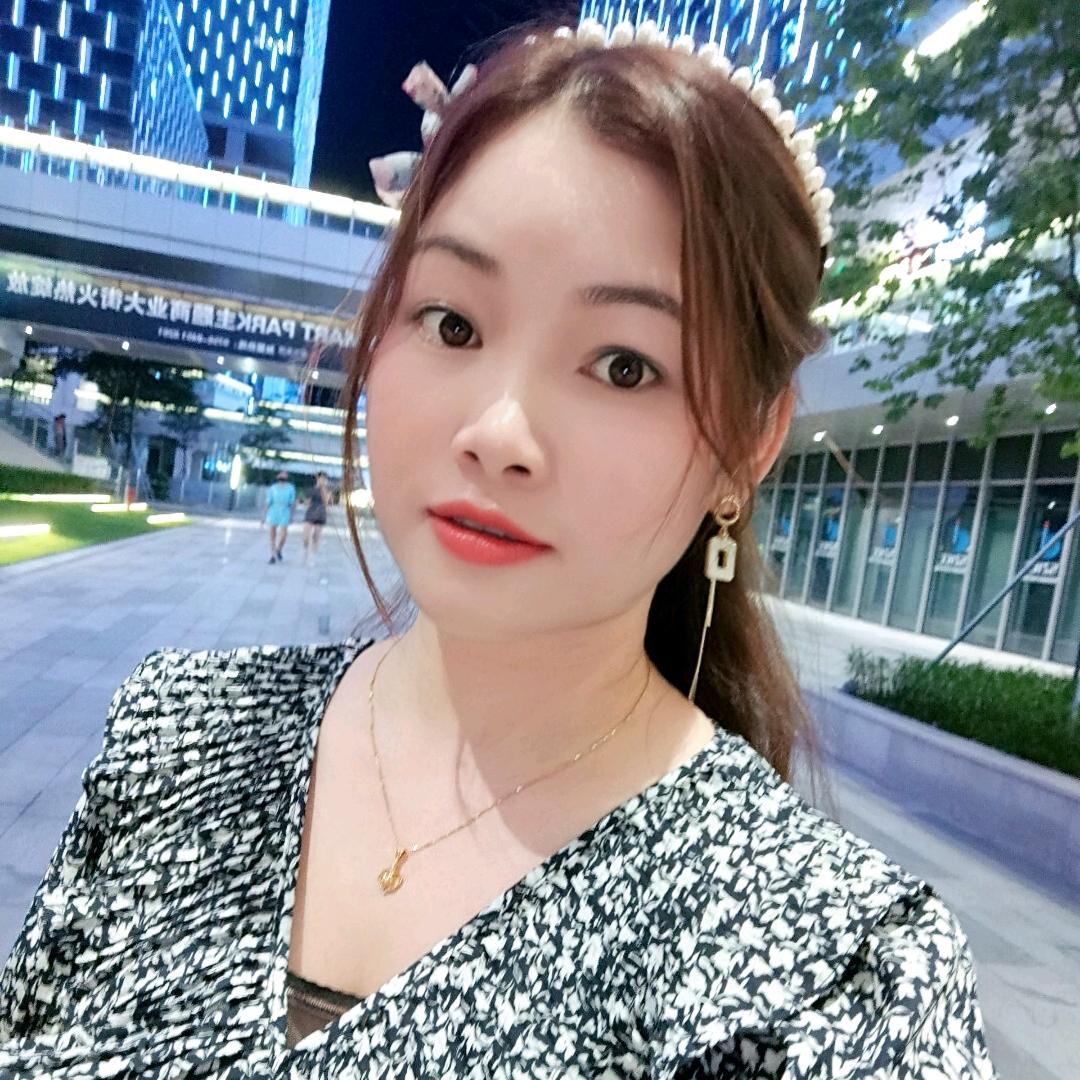 李小月