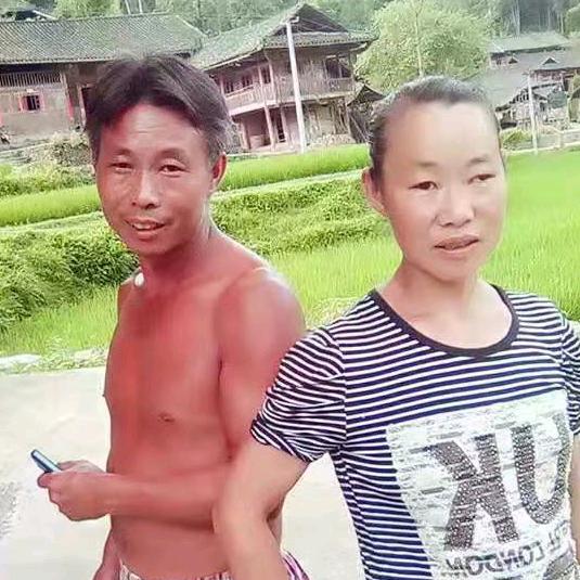 快乐一家人