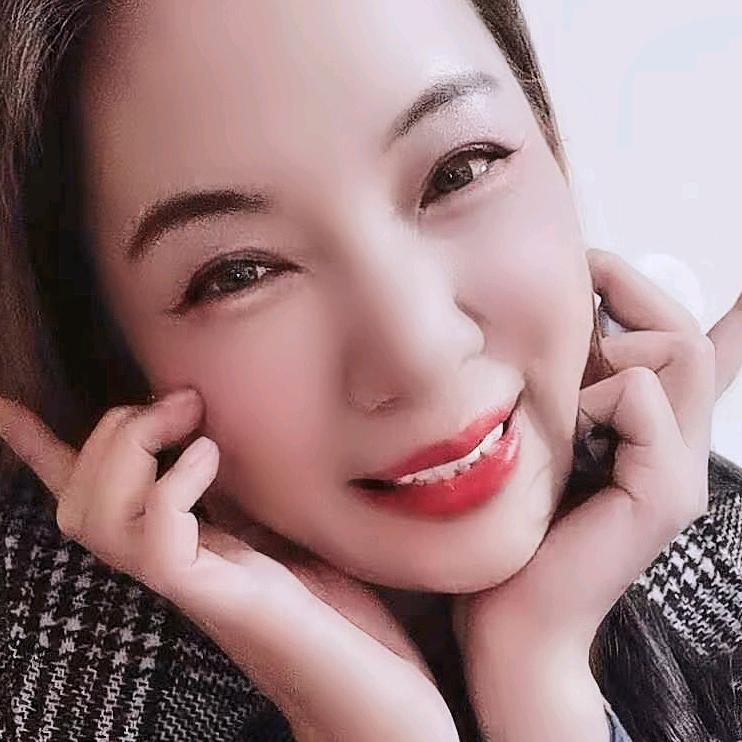 爱笑的女人