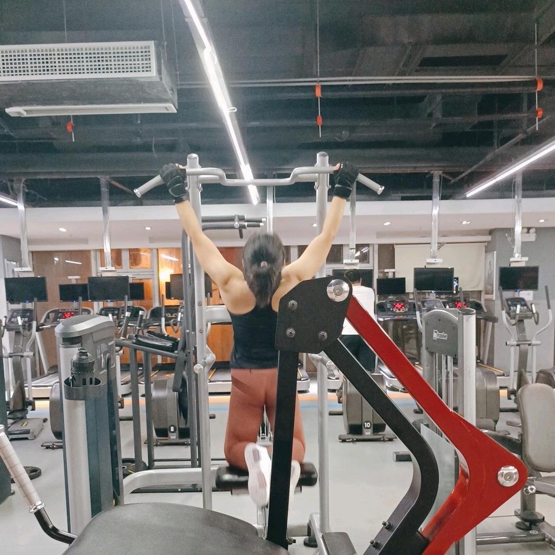 爱健身的老北鼻778