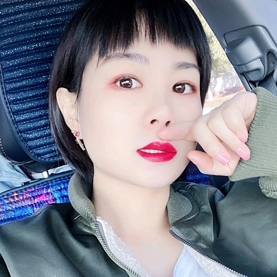 爱喝酒的老板娘（家有好酒）