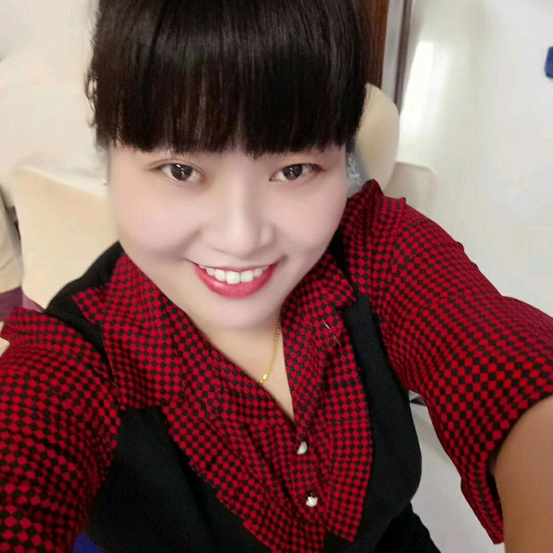 农村美女家有四宝