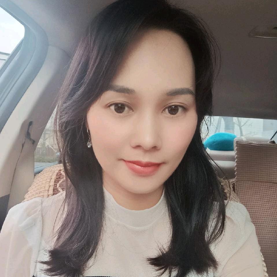 秀秀爱舞蹈