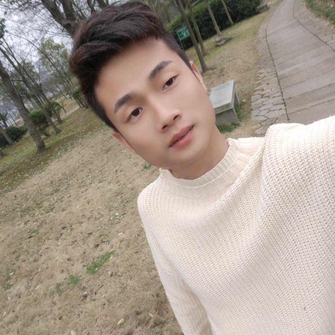 🌴丶小胡