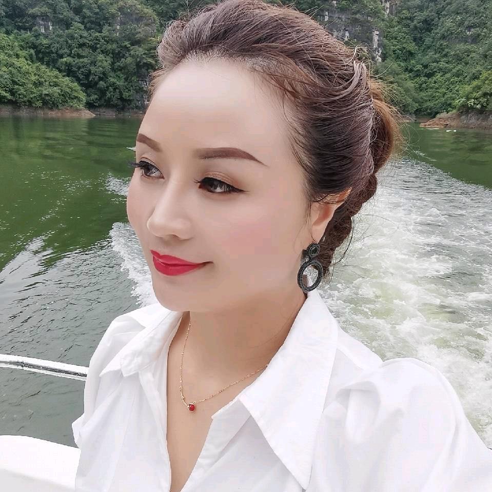 阿春（聚足道）施秉