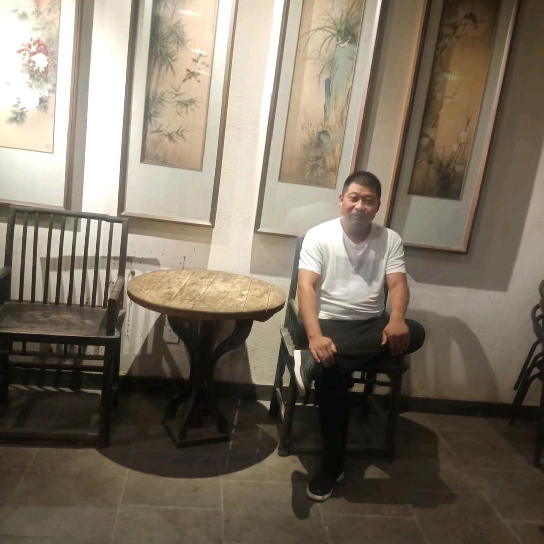 李辉