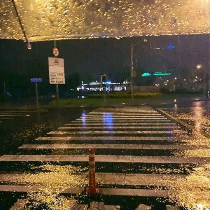聆聽憂傷