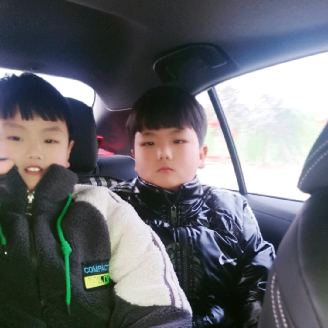 娜～娜《橱窗好物》