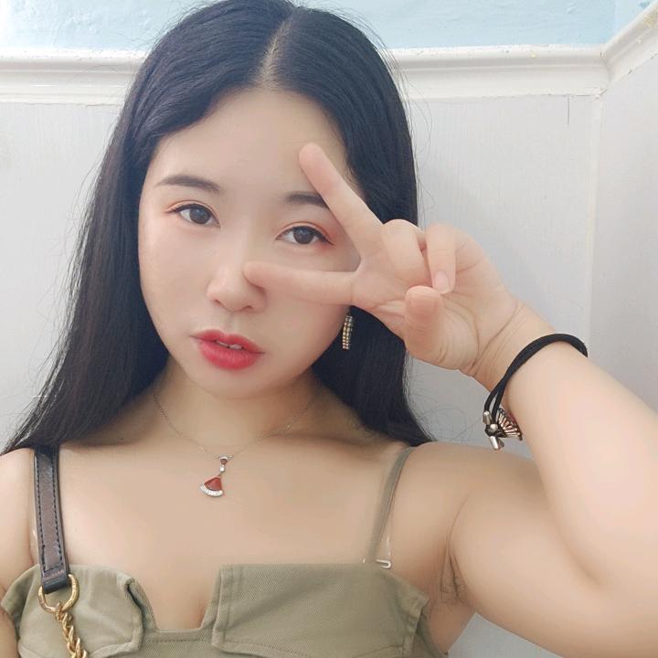 奶真白小葡萄🍇
