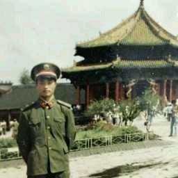 坤哥