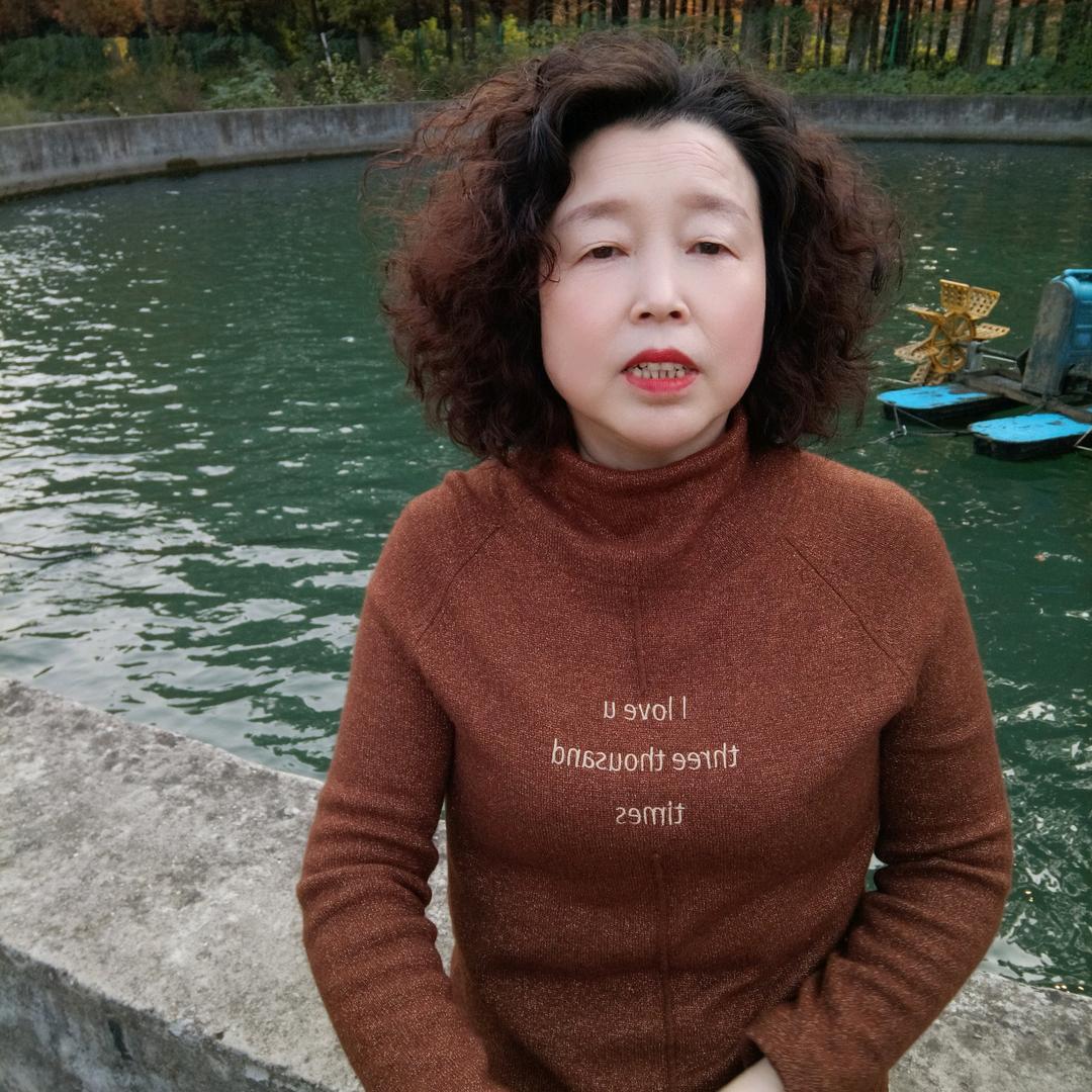 黄