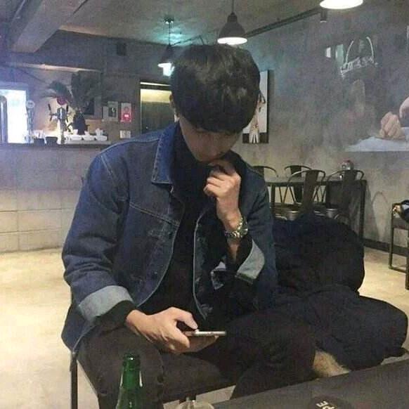 ꫞荒年℘