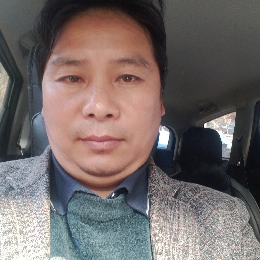 李龙相