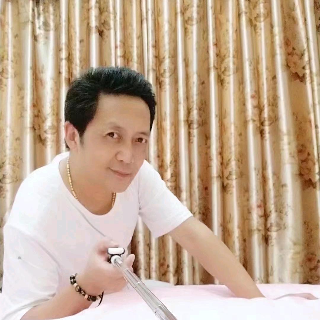 那年八月
