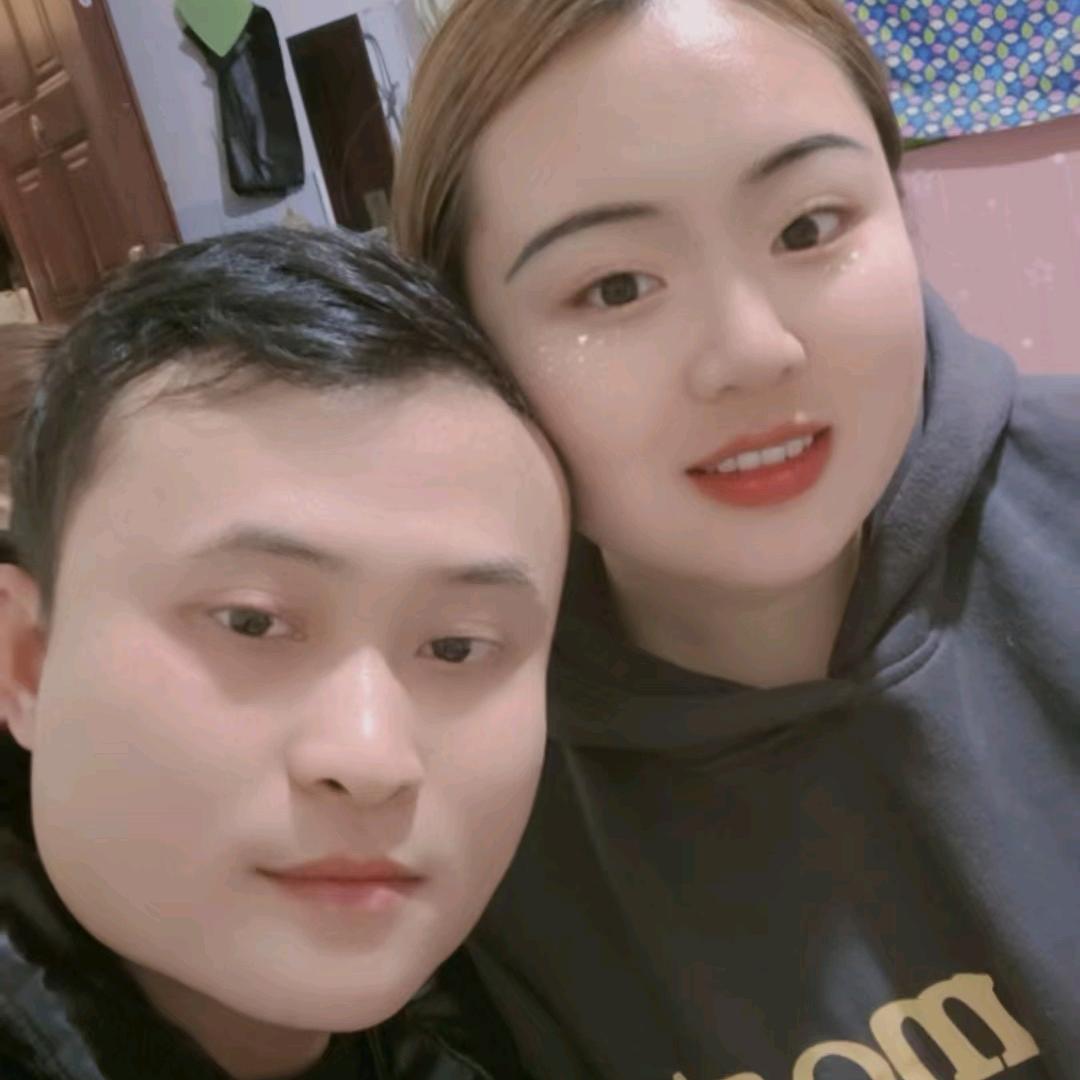 龙颜