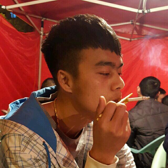 张进,