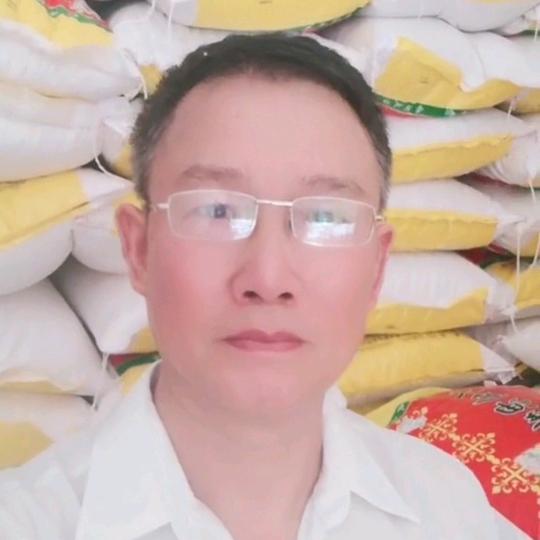 爱玩的人