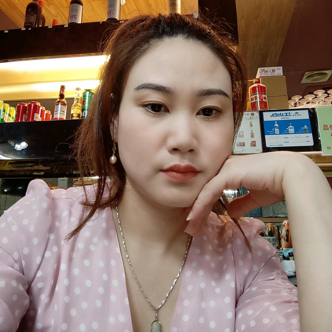 小玲慢慢自装记