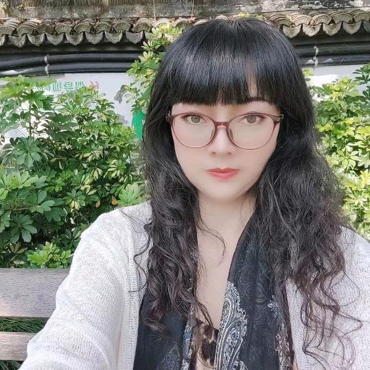 爱心主播梁姐