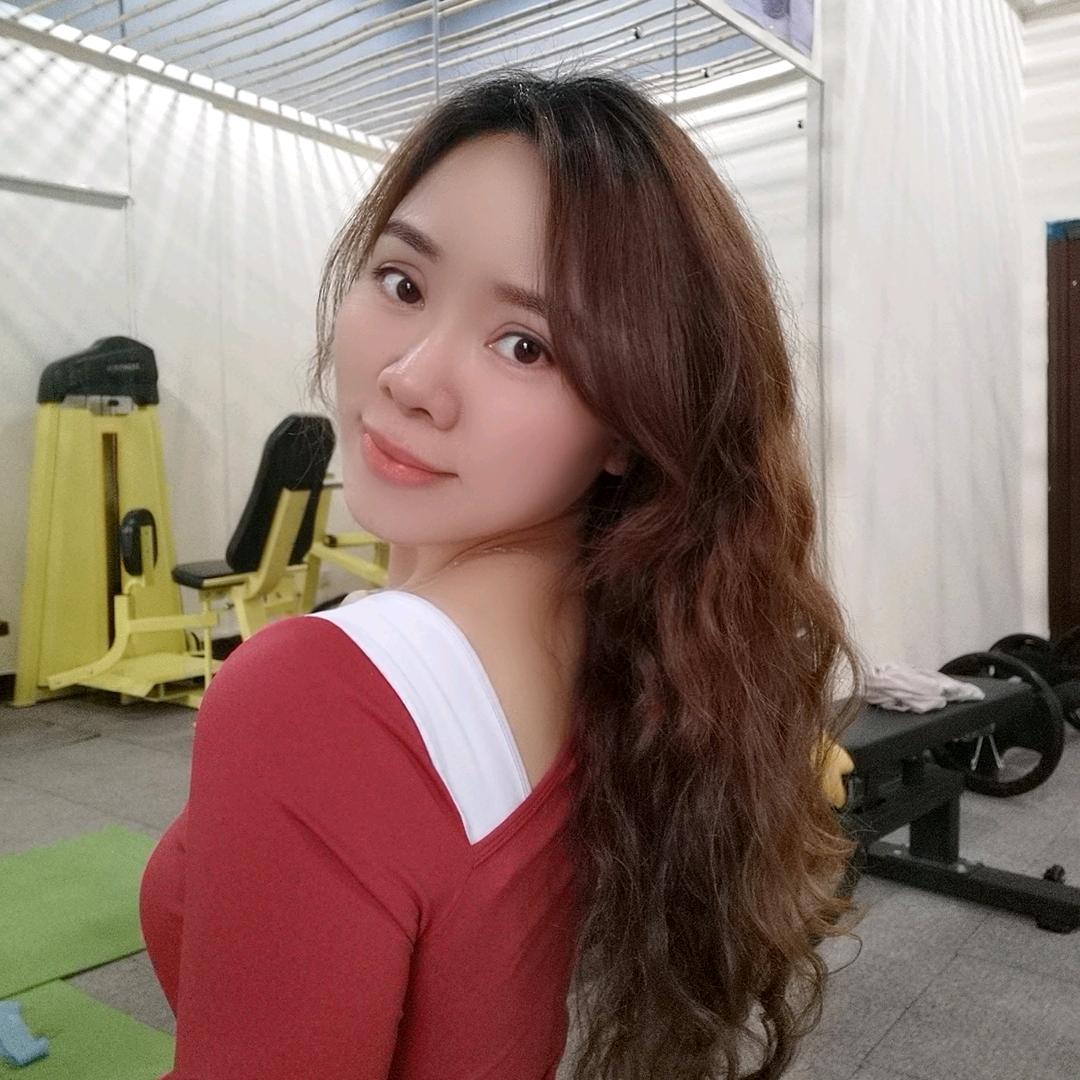 菲菲（瑜伽健身私教）